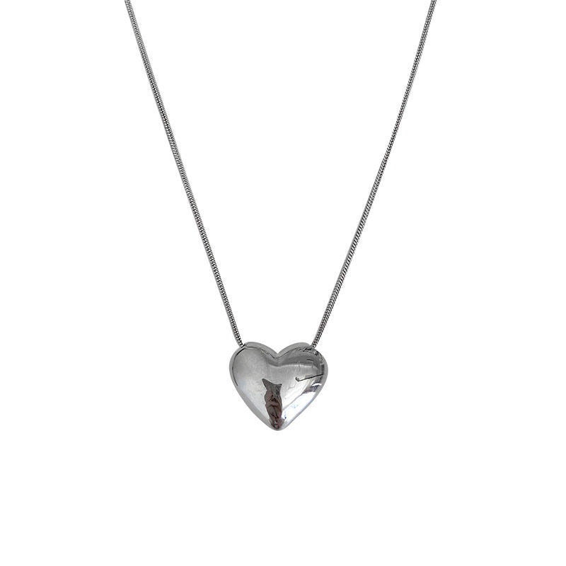 Dear Daughter Close to My Heart Necklace - You Stole Our Hearts