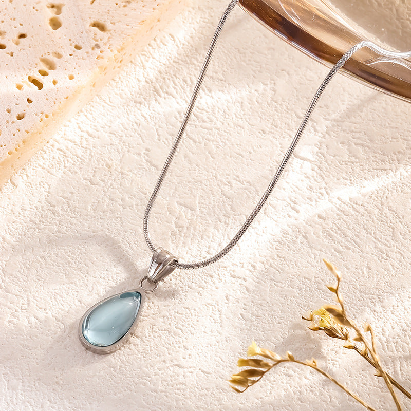Whispering Willow Necklace – A Mother’s Quiet Love