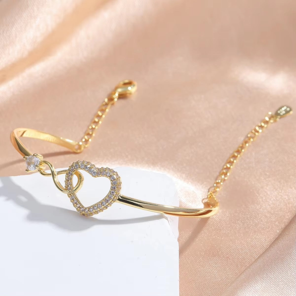 To My Dear Wife - Infinity Heart Bracelet - Love You Forever